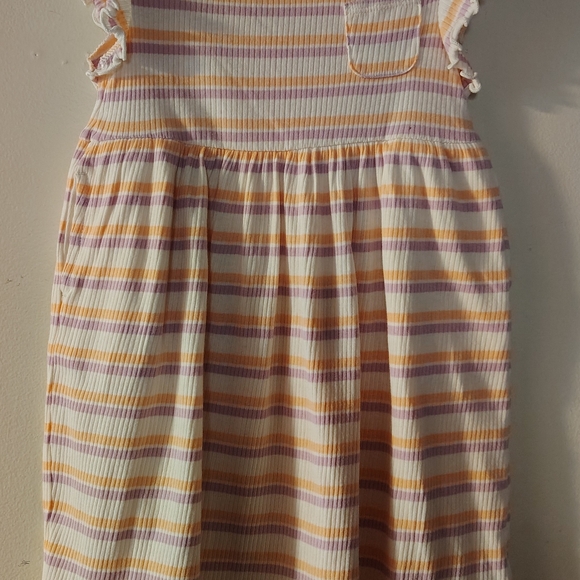 (2) NWT 5T Beautiful Dresses Strips & Plain. 🩷🩷 - Picture 4 of 5